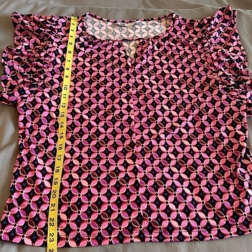 NWT Sonoma Goods for Life Cutout Flutter Sleeve Top Women’s XL Pink with blue - Picture 11 of 11